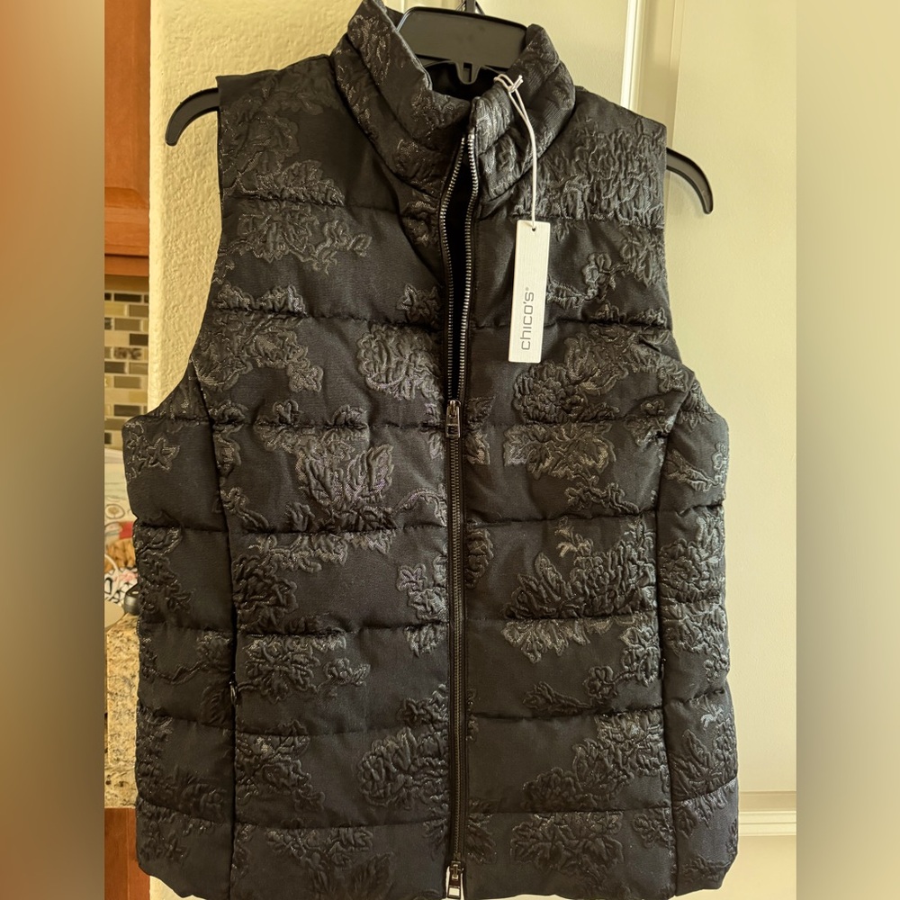 NWT Chicos Warm Black Dual Zipper Vest Sz.0
